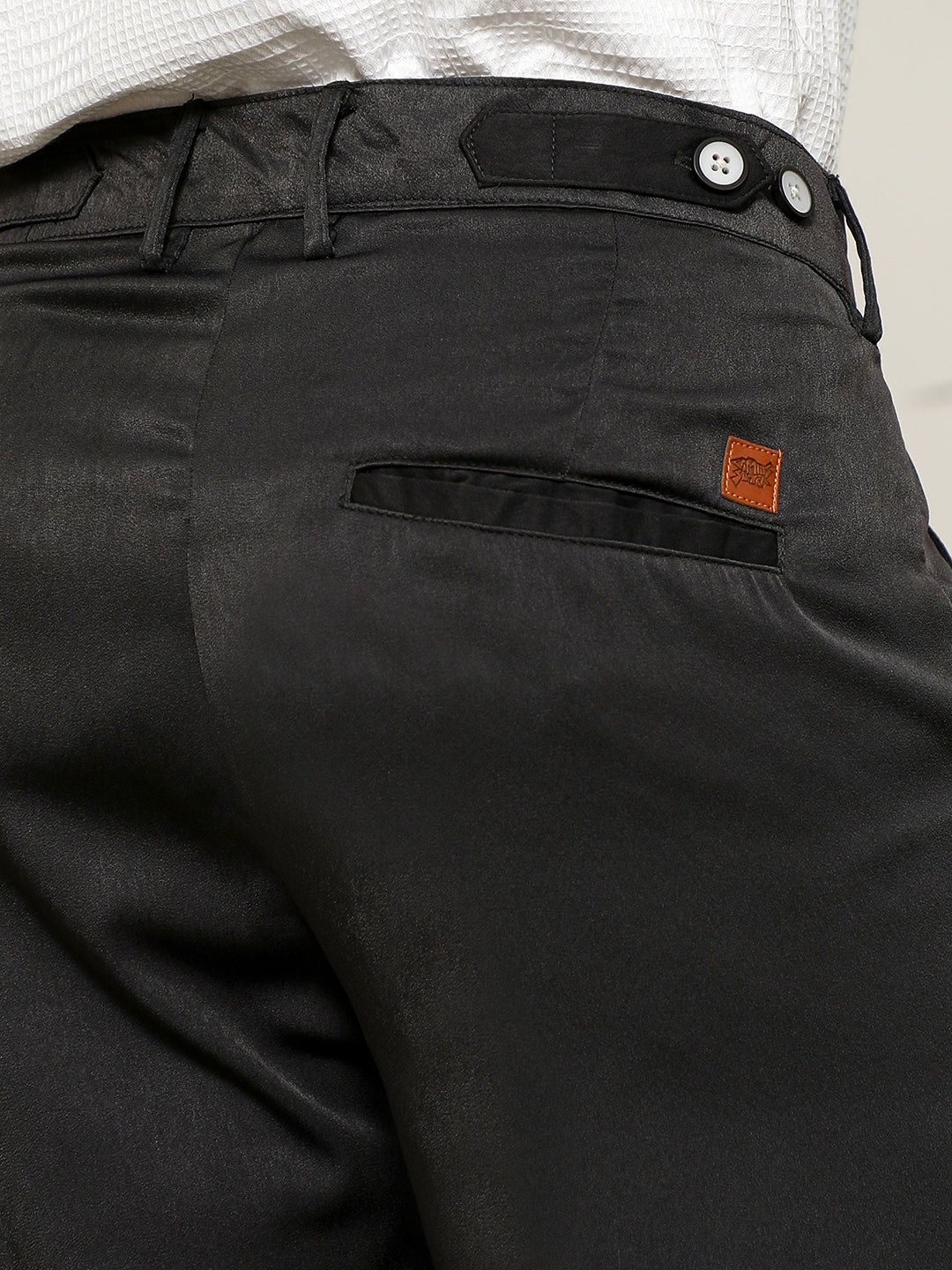 Men Light Weight Black Pleated Trousers