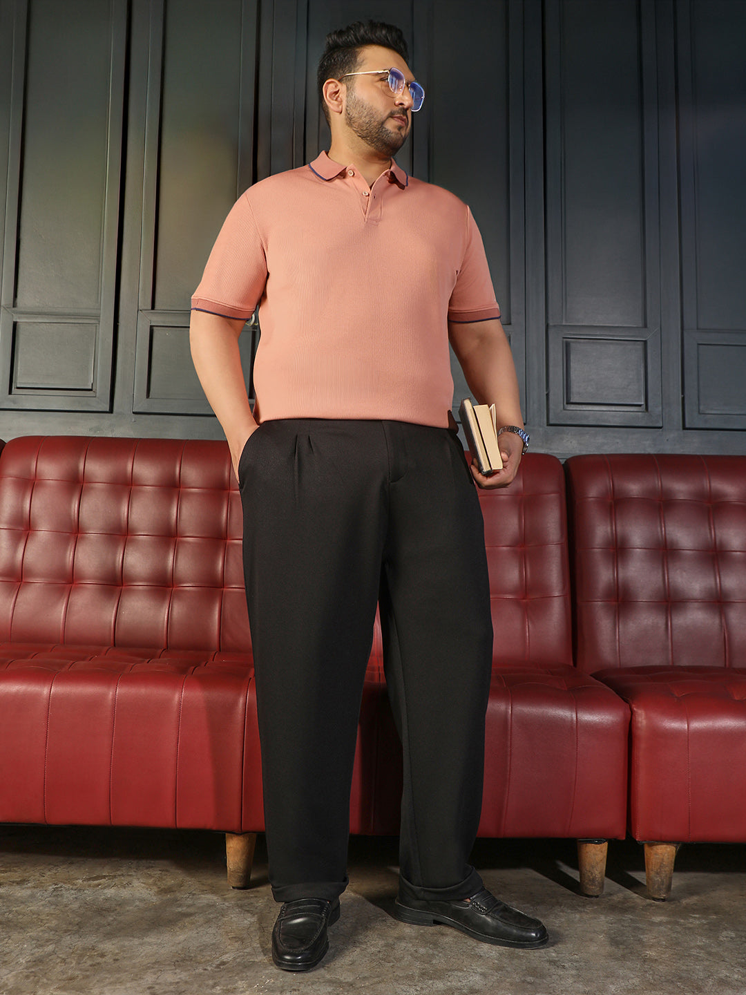 Men Black Mid-Rise Relaxed Fit Trouser