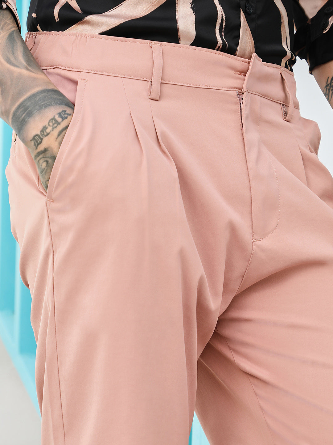 Men Mauve Pink Double-Pleated Tailored Trousers