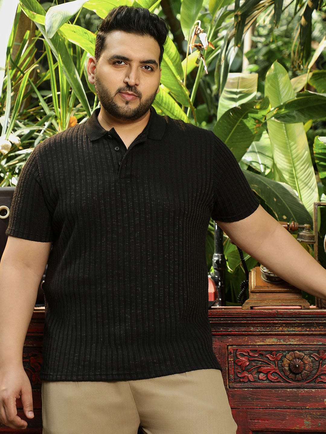 Men Black Textured T-Shirt