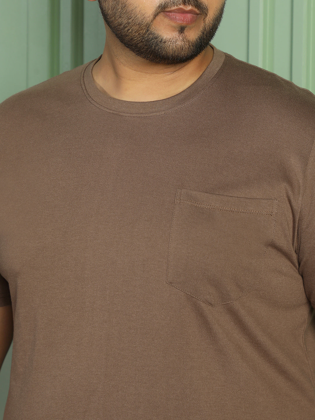 Men Brown Solid T-Shirt