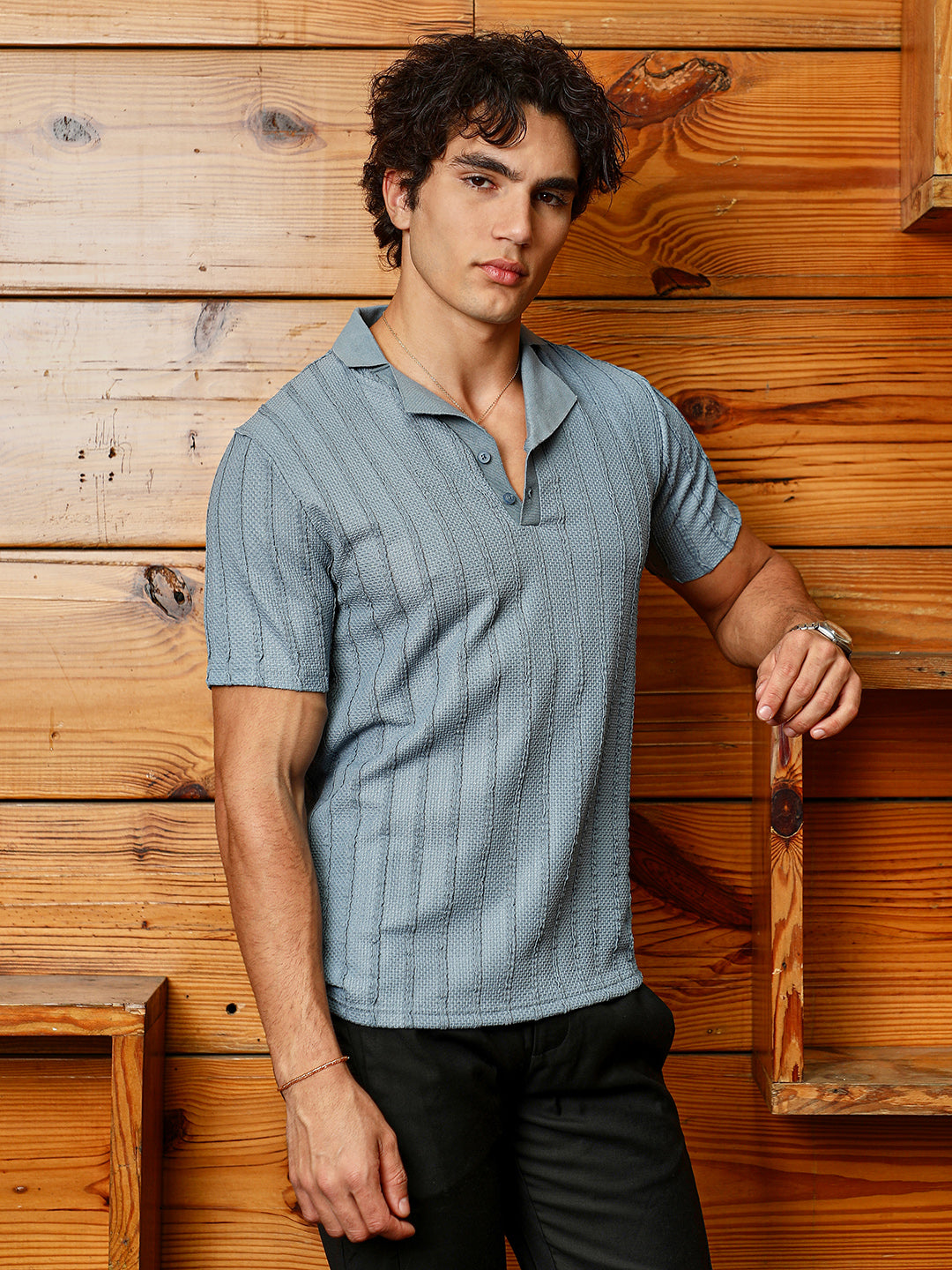 Men Icy Blue Wicker-Tactitle Polo T-Shirt