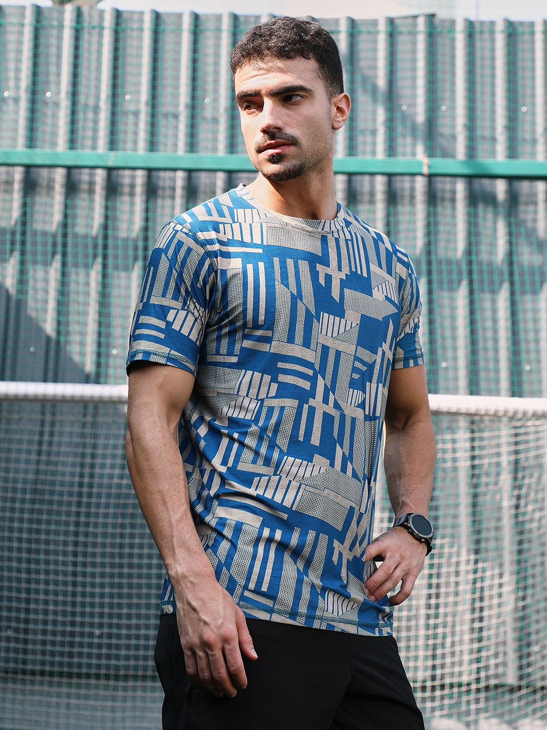 Men Sky Blue Abstract-Bloc Activewear T-Shirt