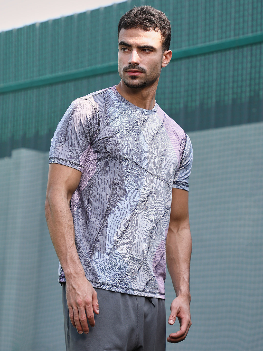 Men Cloud Grey Lined-Dye Activewear T-Shirt