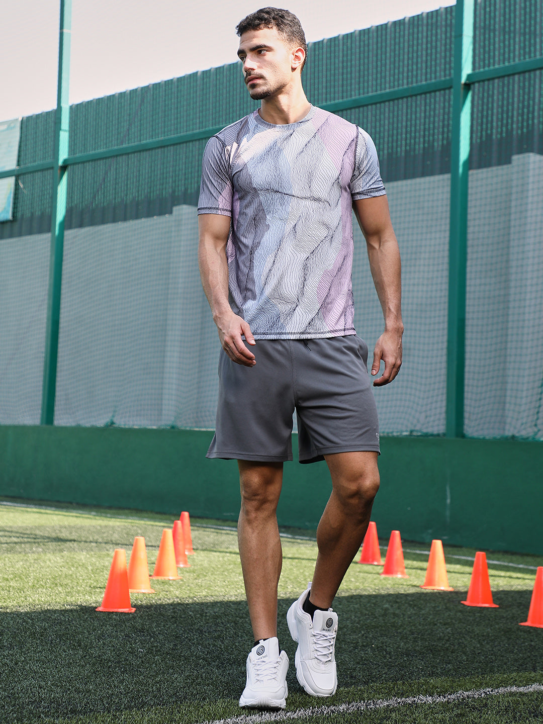 Men Cloud Grey Lined-Dye Activewear T-Shirt