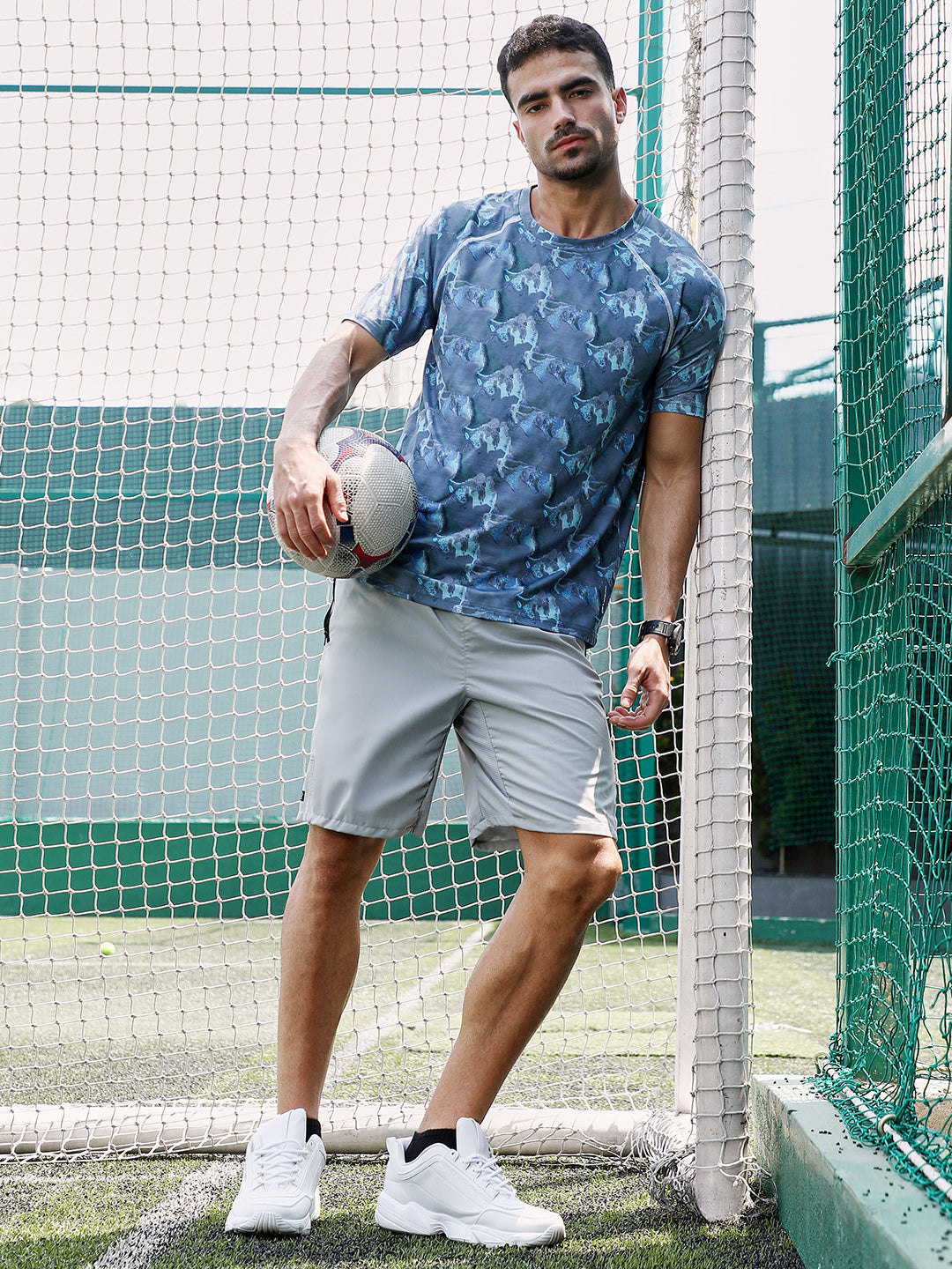 Men Slate Blue Panel-Swirl Activewear T-Shirt