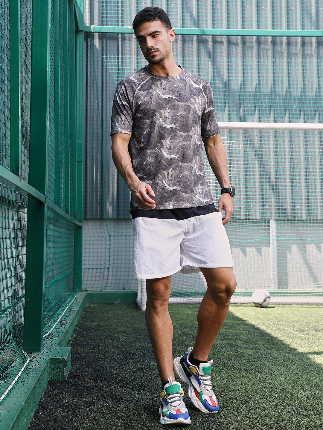 Men Charcoal Black Flow-Lined Activewear T-Shirt