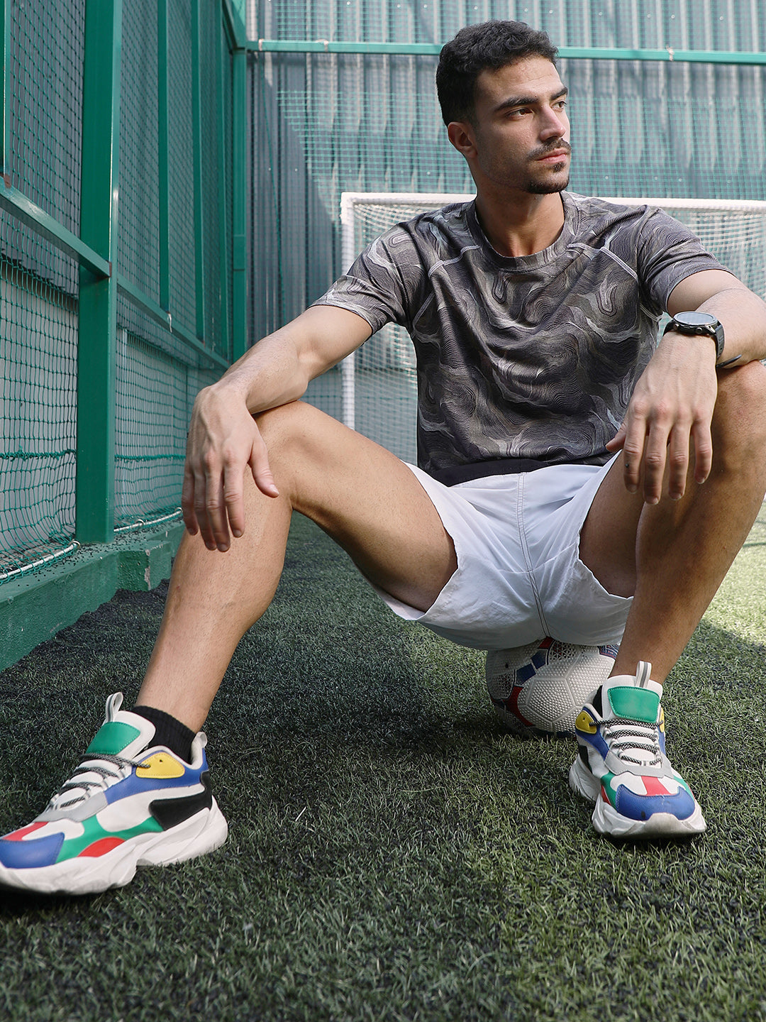 Men Charcoal Black Flow-Lined Activewear T-Shirt