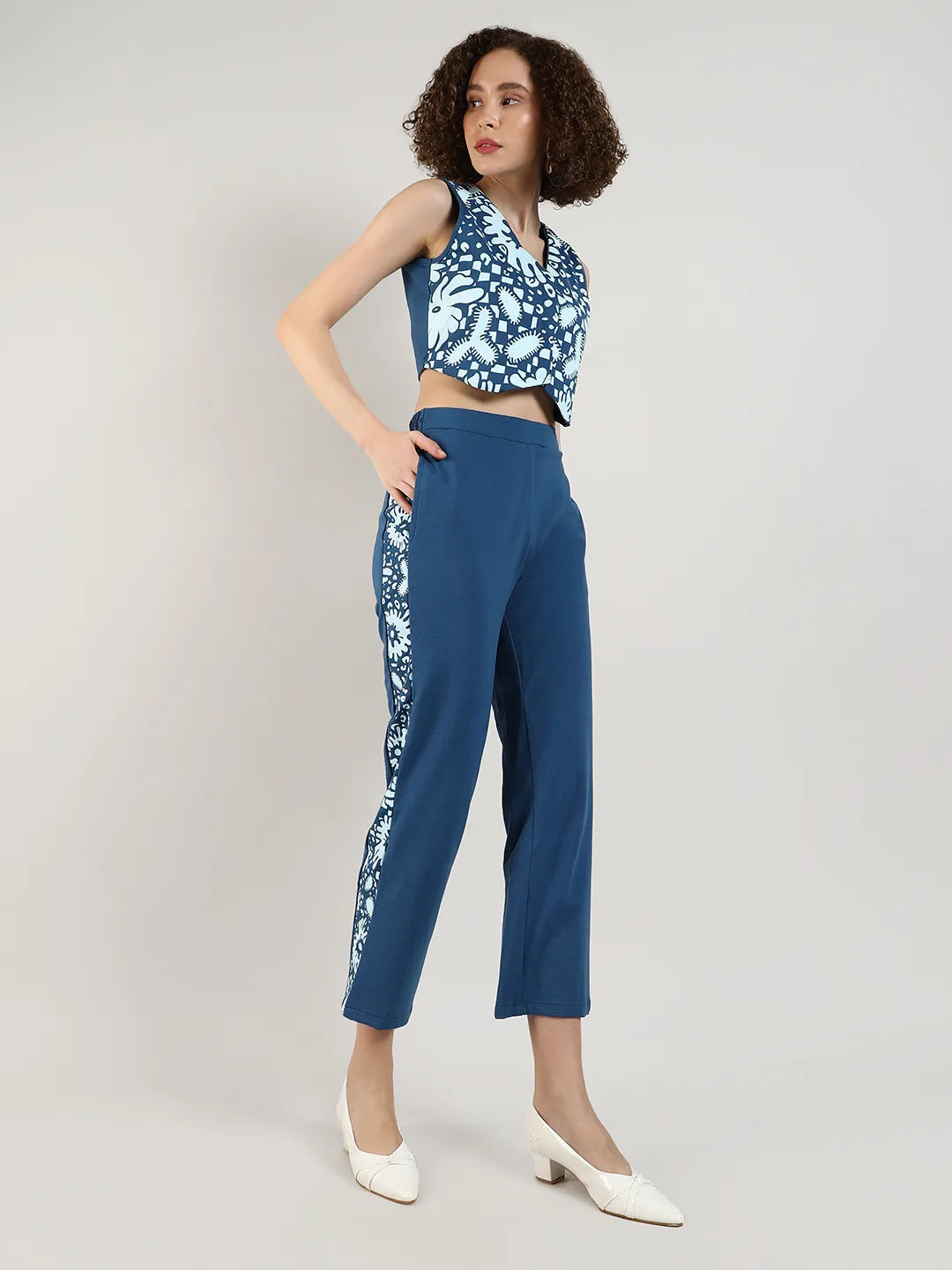 Women Blue Flora Vest Co-Ord Set
