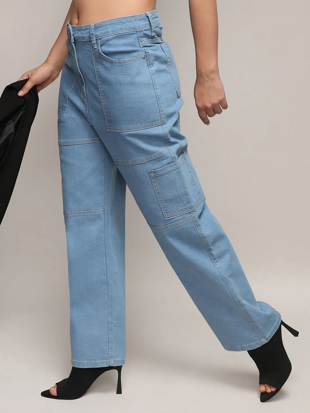 Women Blue Straight Fit Cargo Denim Jeans