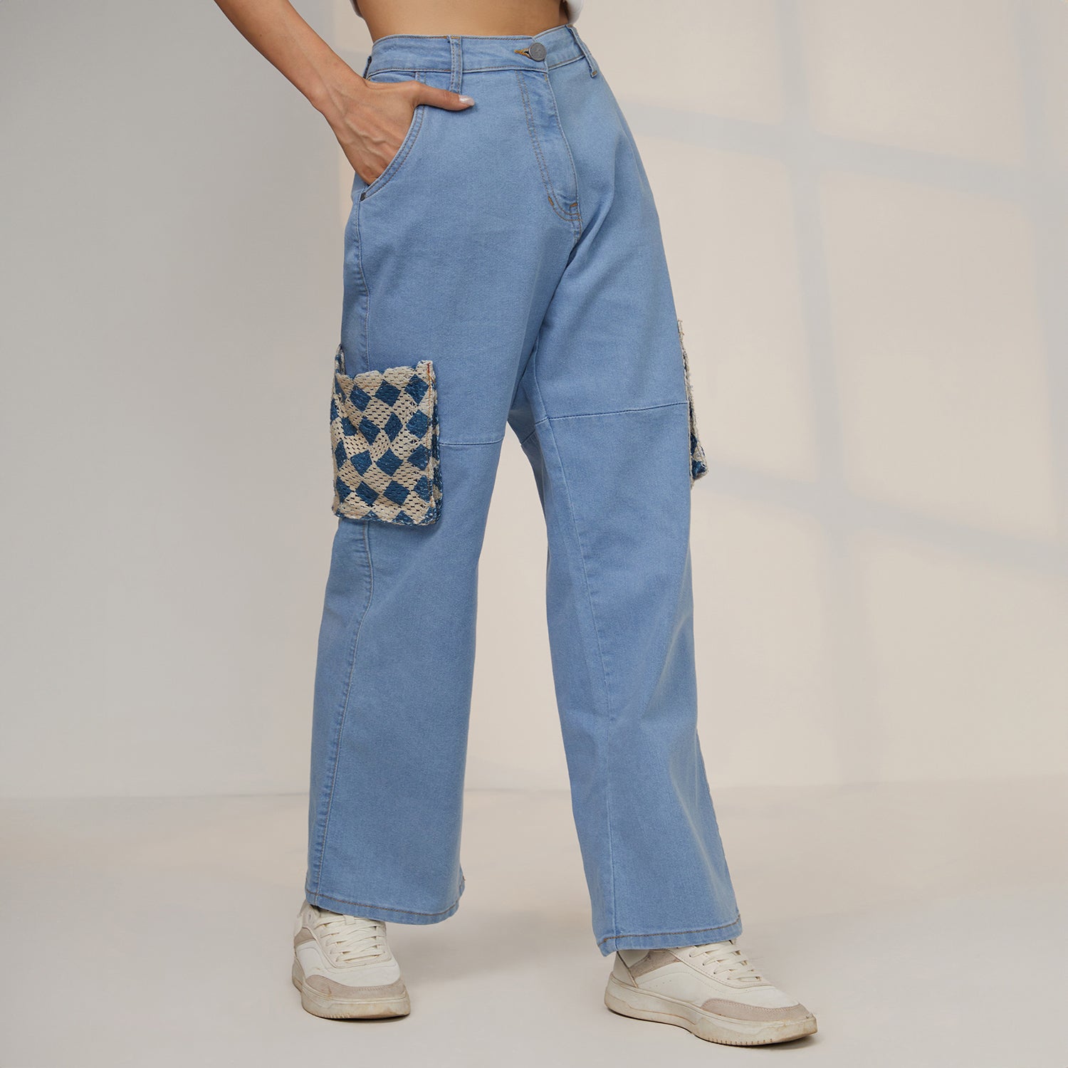 Women Blue Contrast Patch Denim Jeans