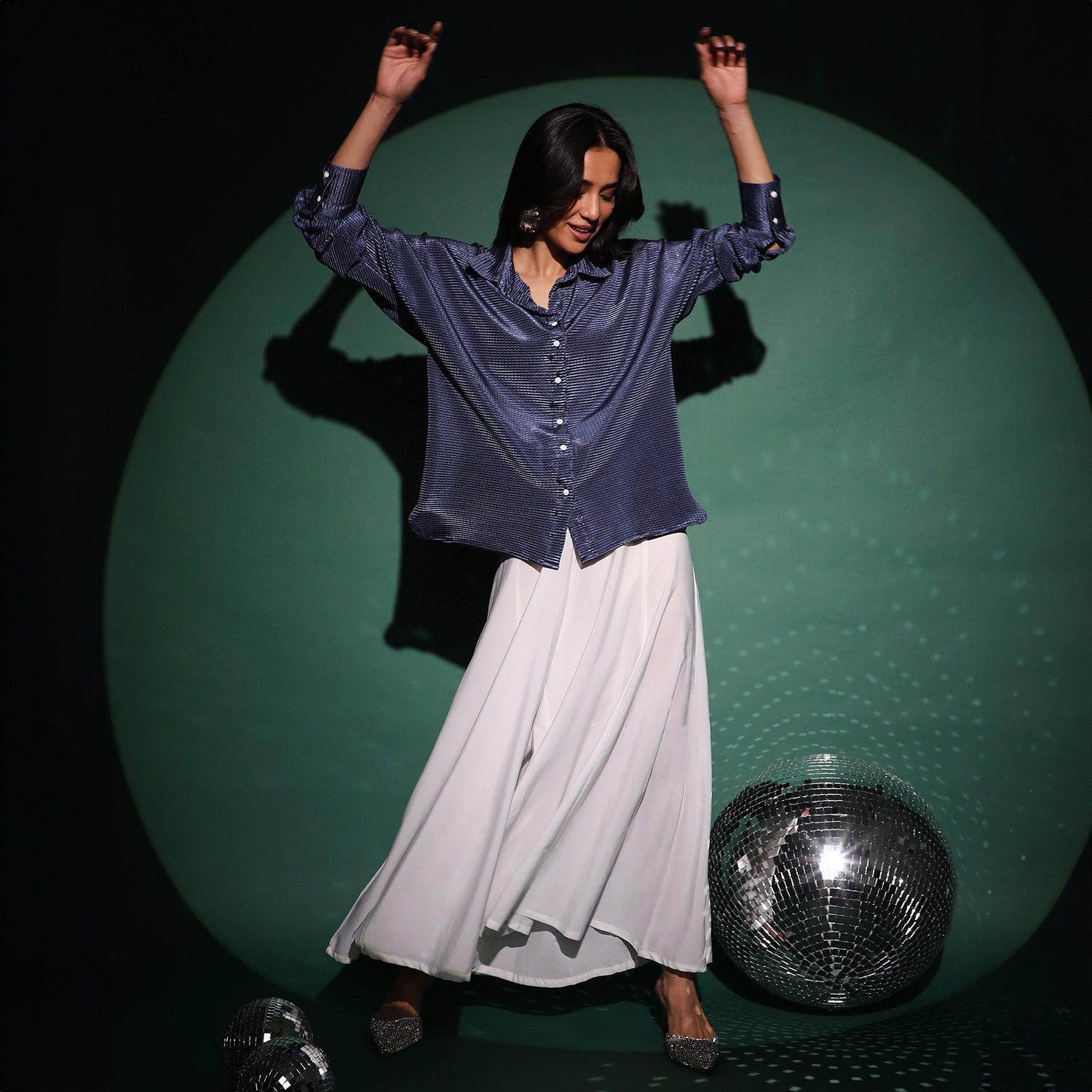 Women Blue Textured-Pleat Shirt