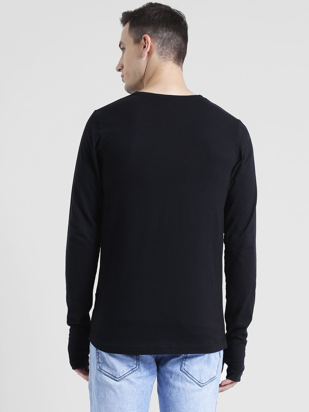 Men Black Thumbhole Full Sleeve T-Shirt