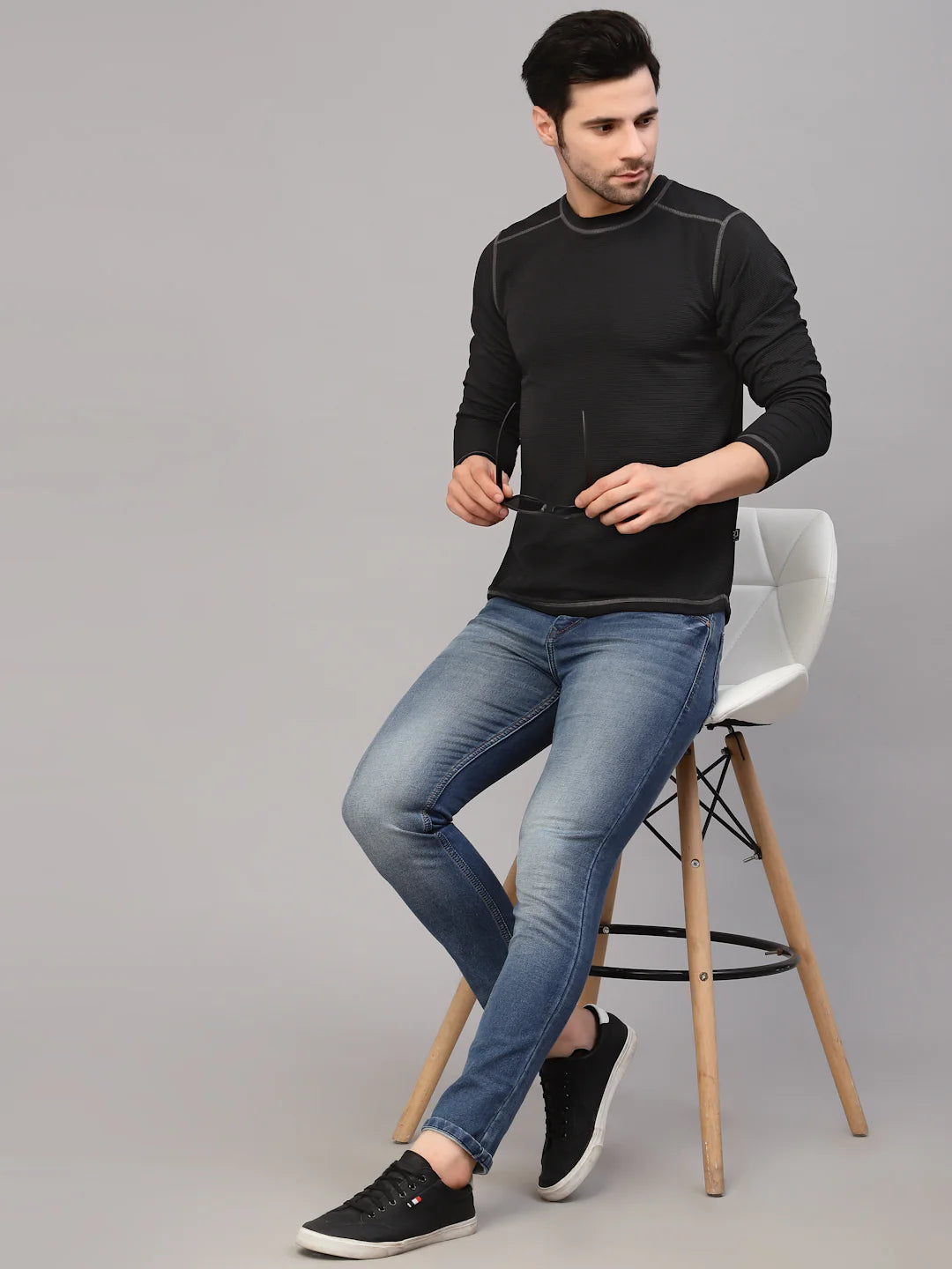 Men Black Poly Corduroy Round Neck TShirt