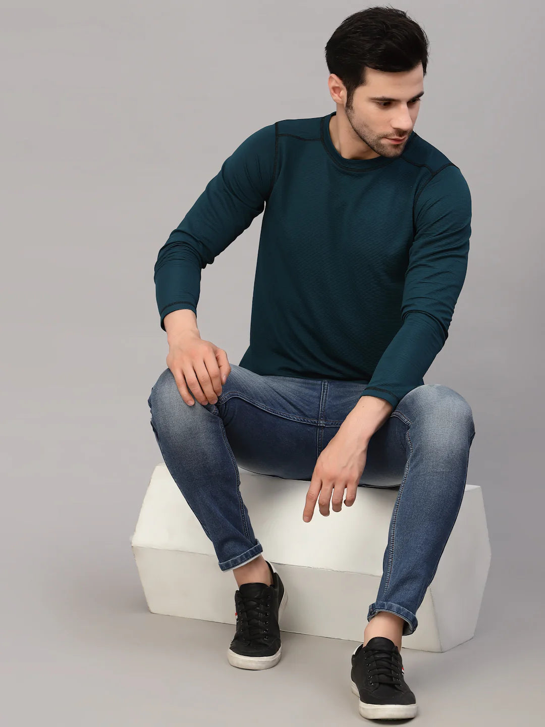 Men Poly Corduroy Round Neck T-Shirt
