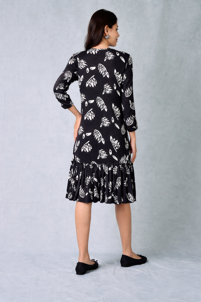 Women Black & White Printed Comfort Fit Dress