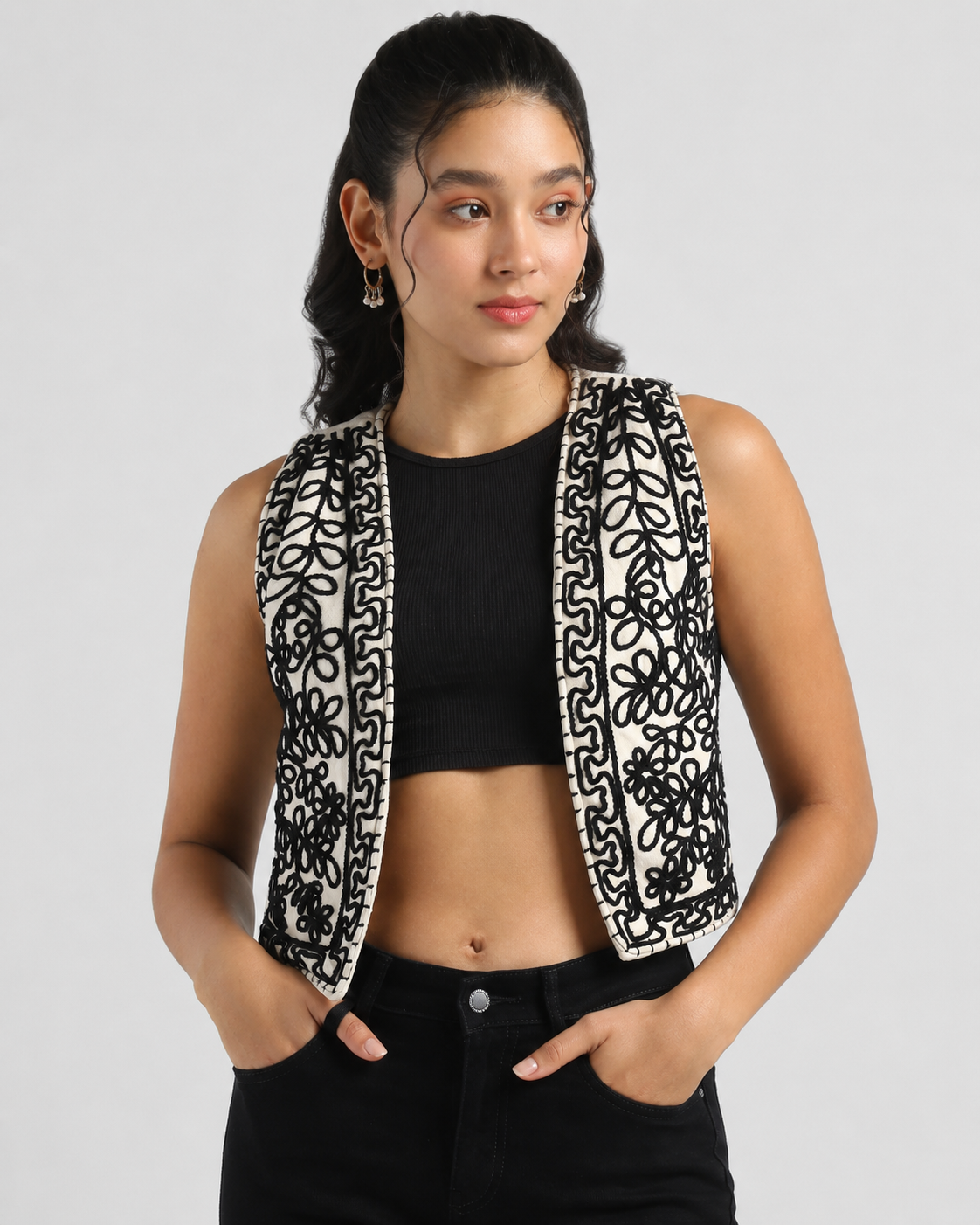 Women White Embroidered Vest Jacket