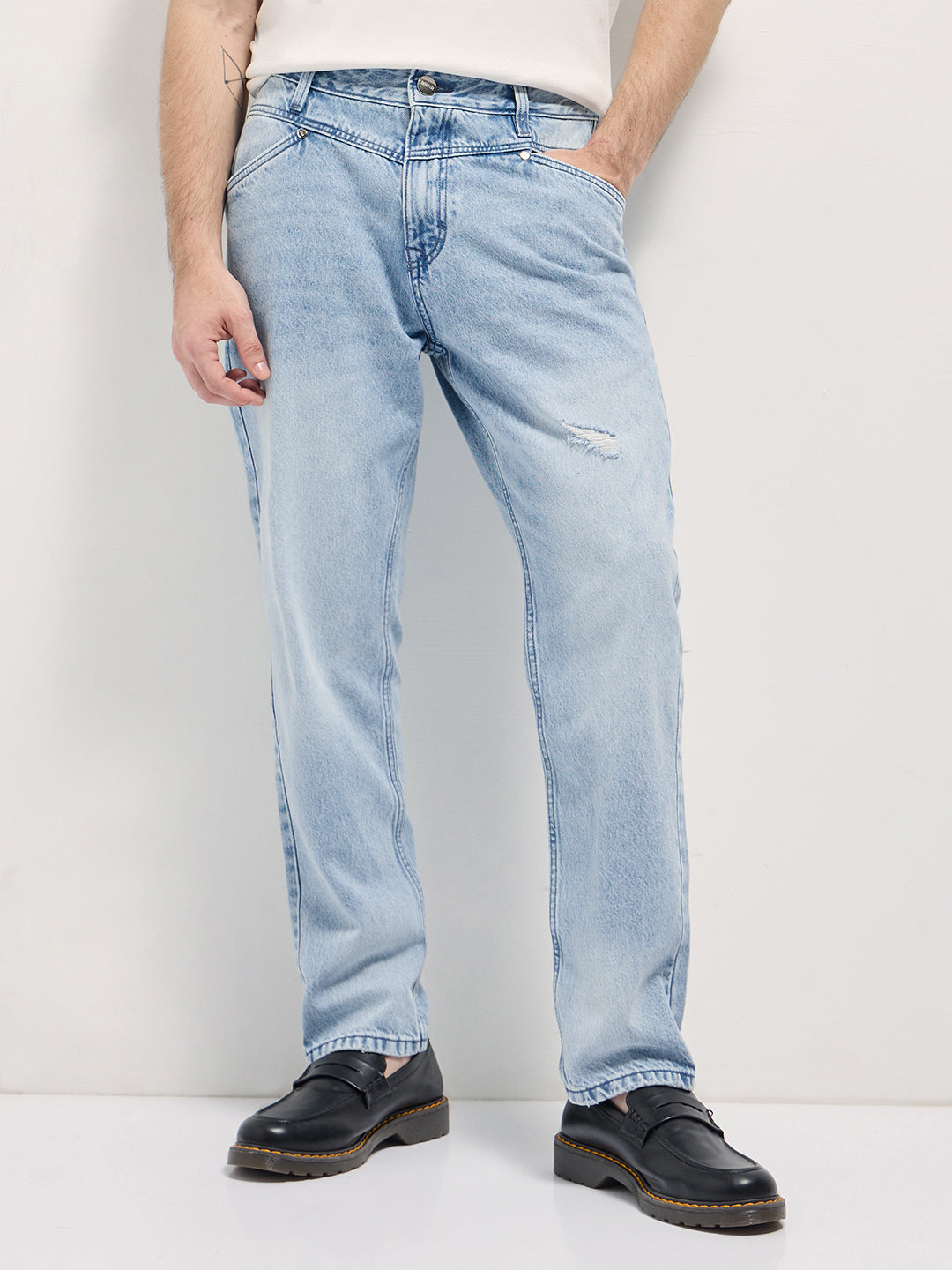 Men Blue Light Fade Mid-Rise Jeans