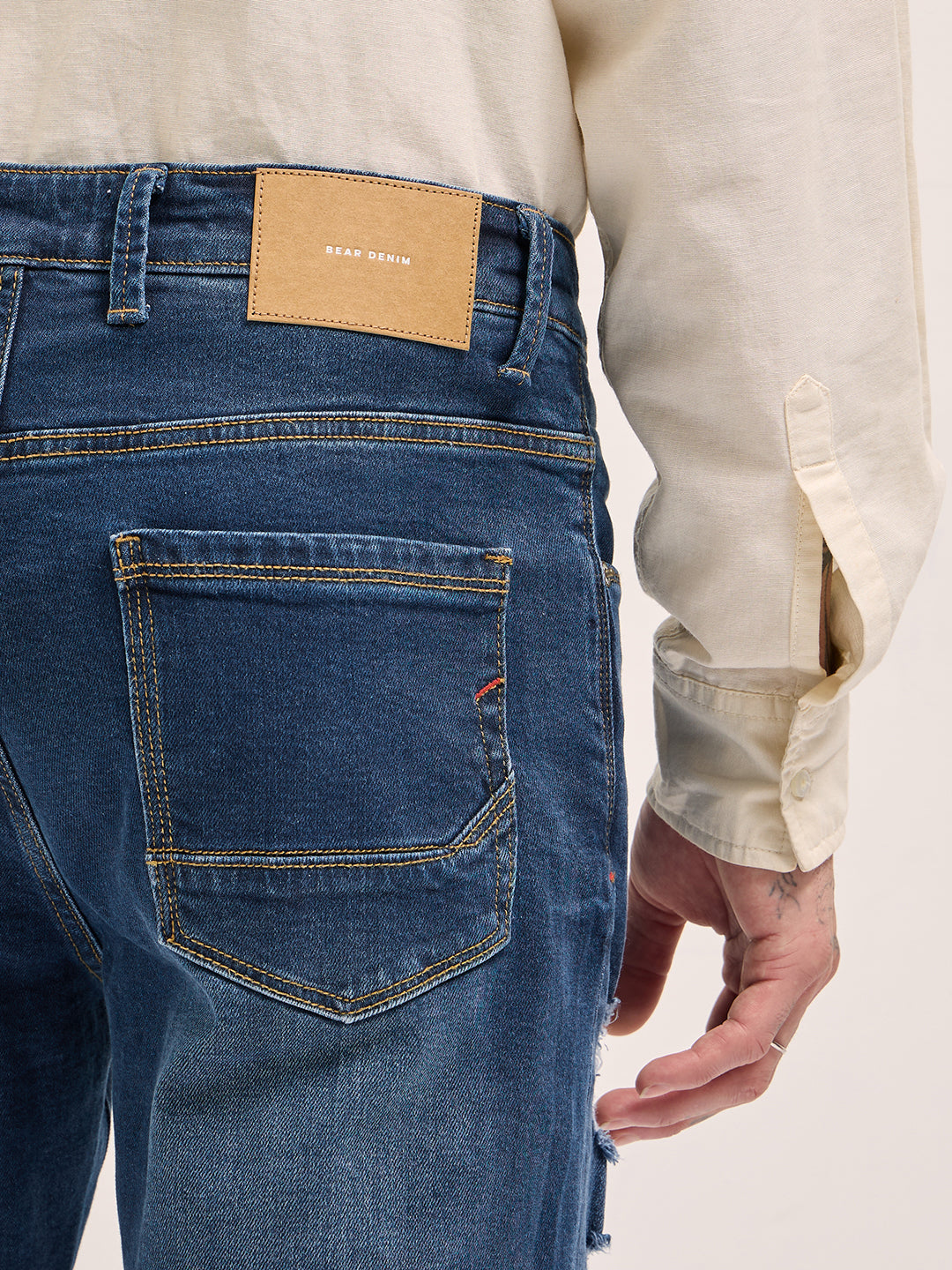 Men Blue Light Fade Mid-Rise Jeans