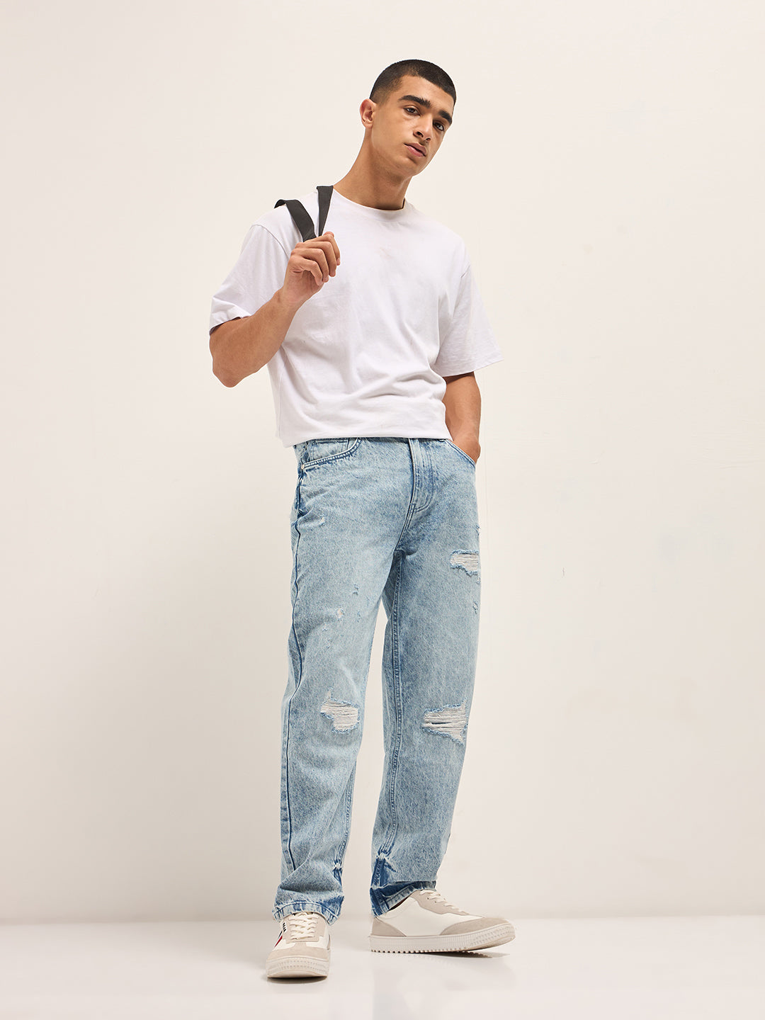 Men Light BlueLight Fade Slim Fit Mid-Rise Jeans