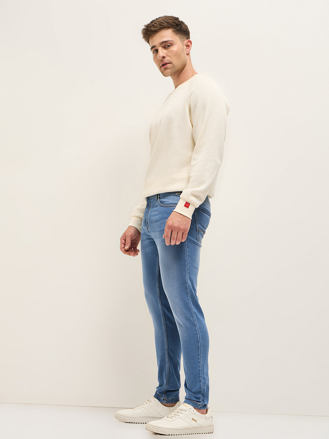 Men Light BlueLight Fade Mid-Rise Skinny Fit Jeans