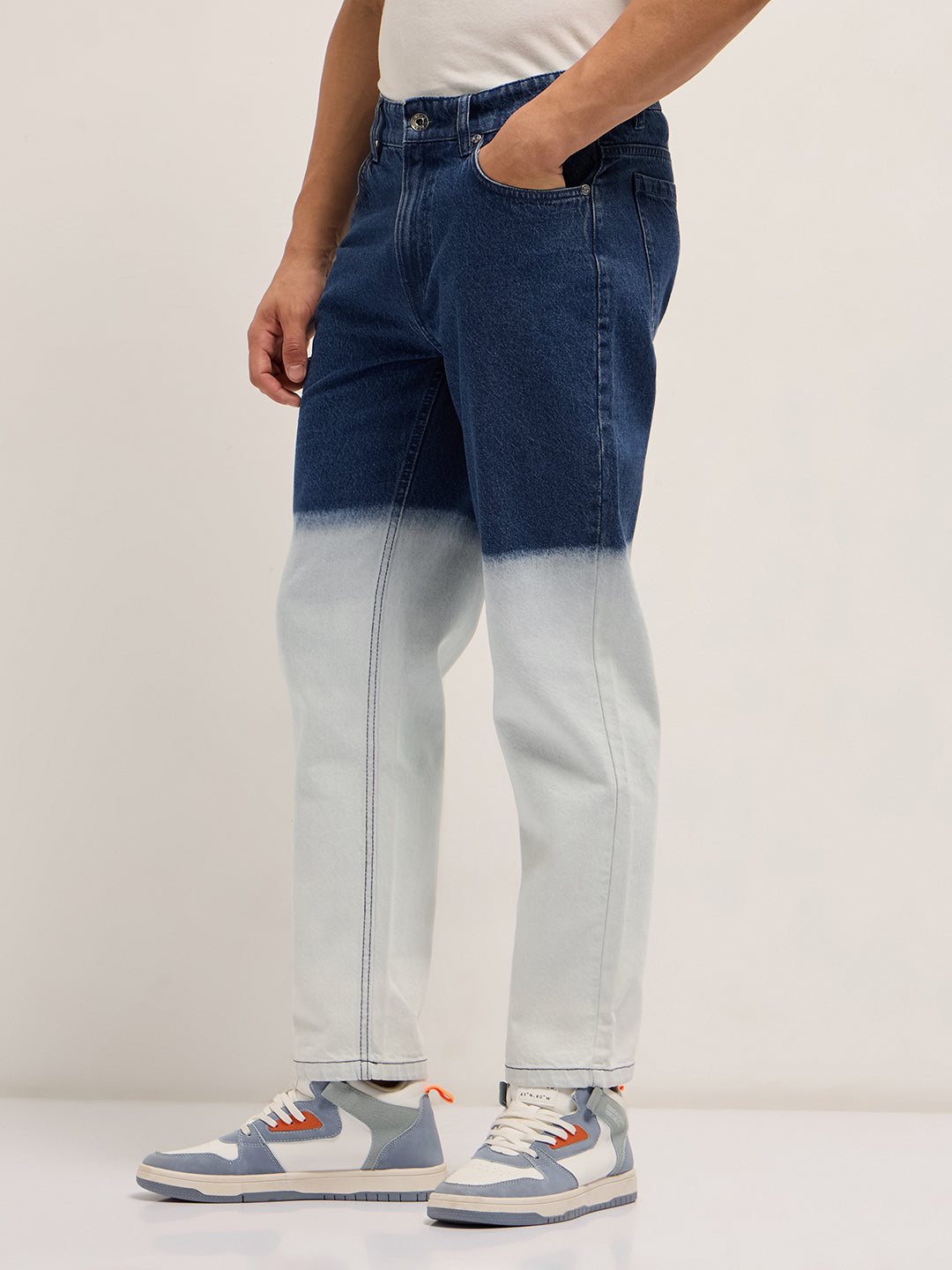 Men Mid Blue Mid-Rise Straight Fit Jeans
