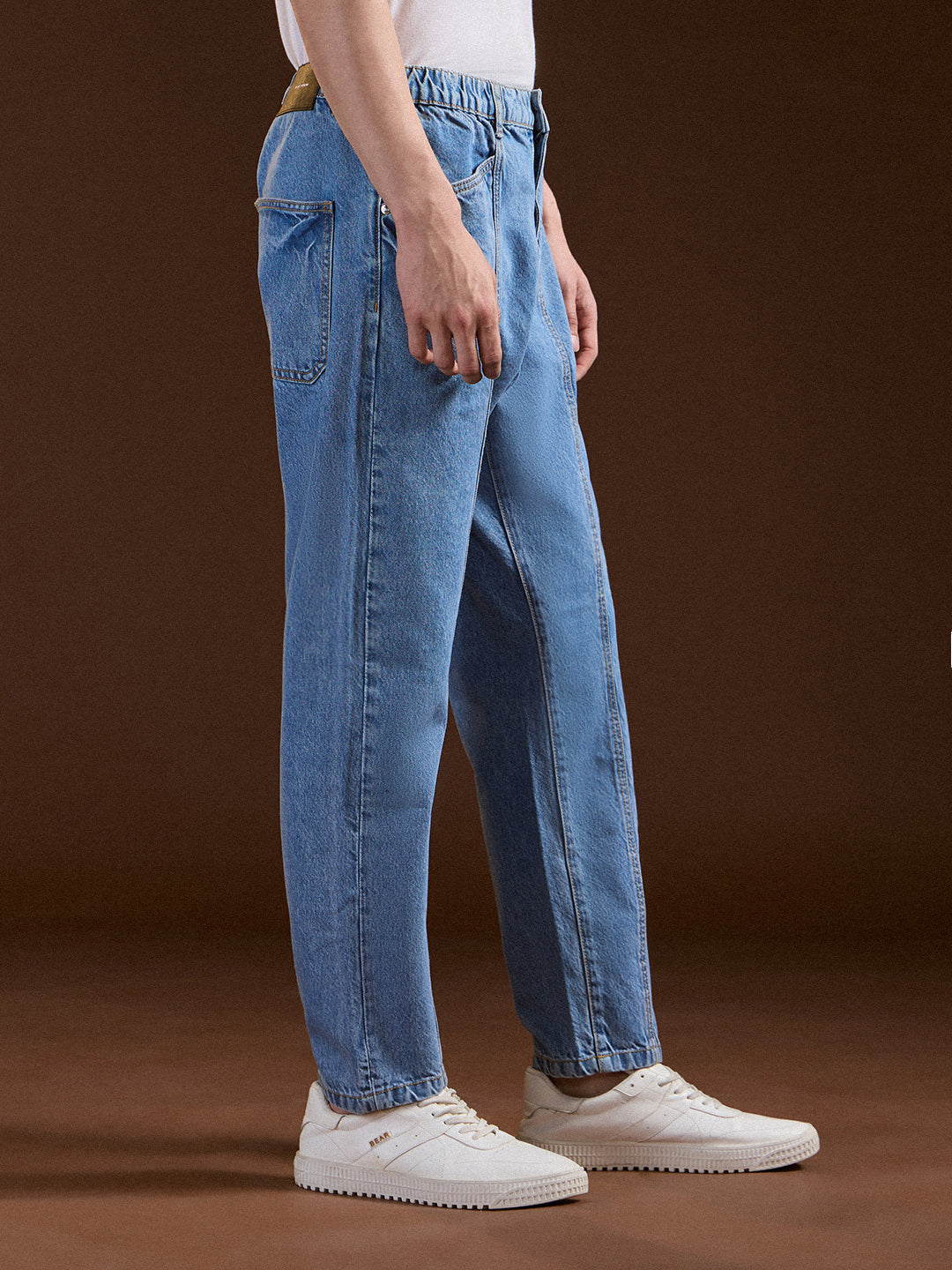 Men Light Blue Mid-Rise Elasticated Waist Relaxed Fit Jeans