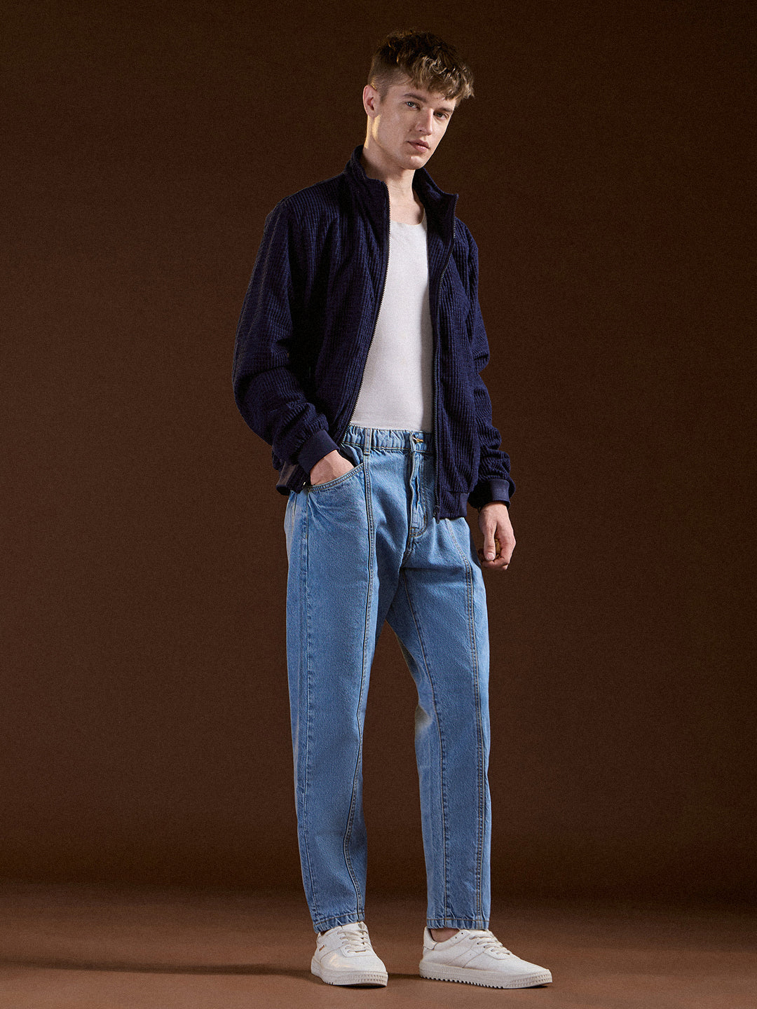 Men Light Blue Mid-Rise Elasticated Waist Relaxed Fit Jeans