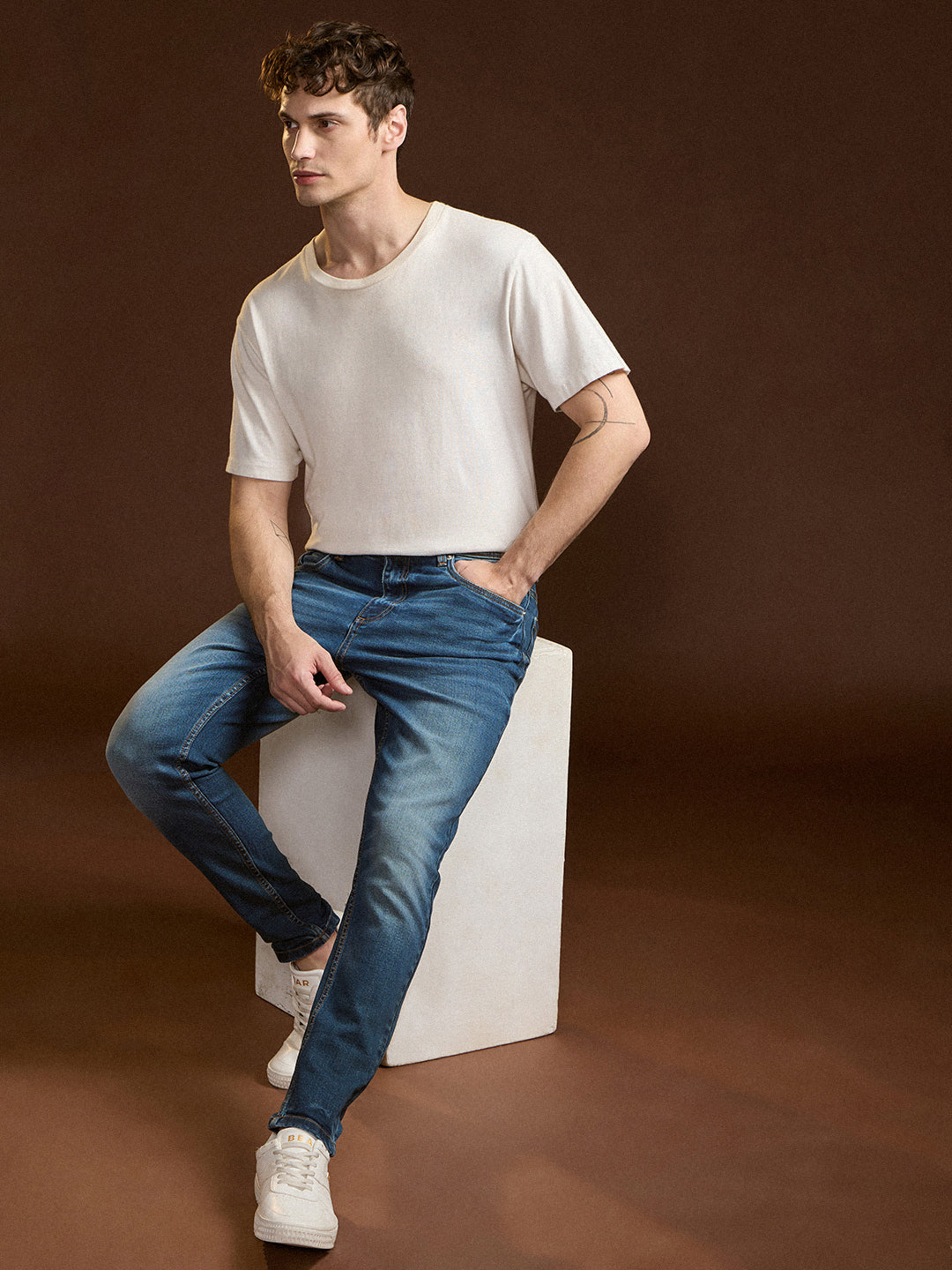 Men Blue Mid-Rise Slim Fit Jeans