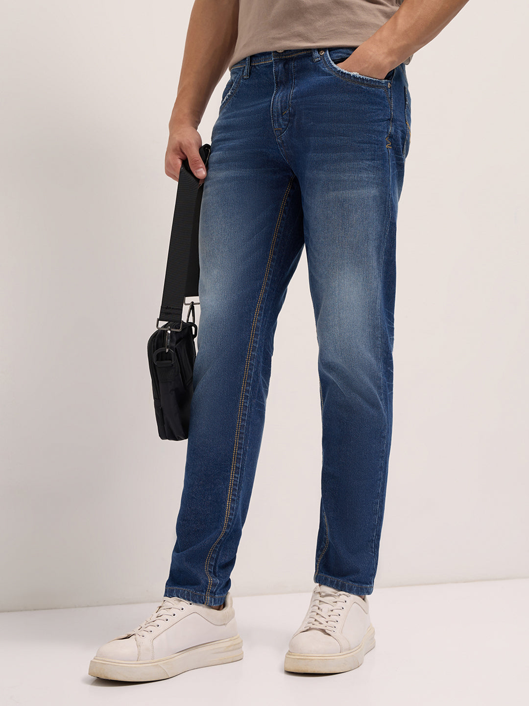 Men Mid Blue Mid-Rise Slim Fit Jeans