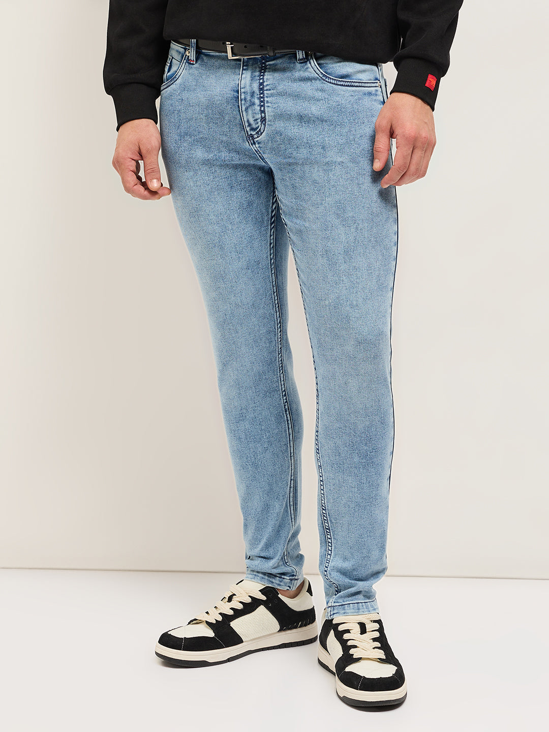 Men Light BlueLight Fade Mid-Rise Skinny Fit Jeans