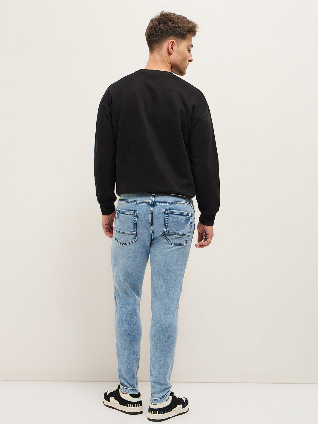 Men Light BlueLight Fade Mid-Rise Skinny Fit Jeans