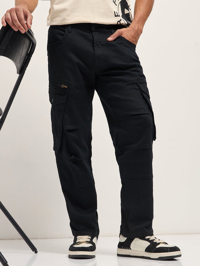 Men Black Solid Straight Fit Cargo Denim