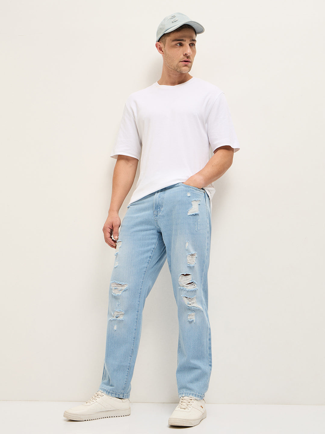 Men Light BlueLight Fade High Distressed Mid-Rise Relaxed Fit Jeans