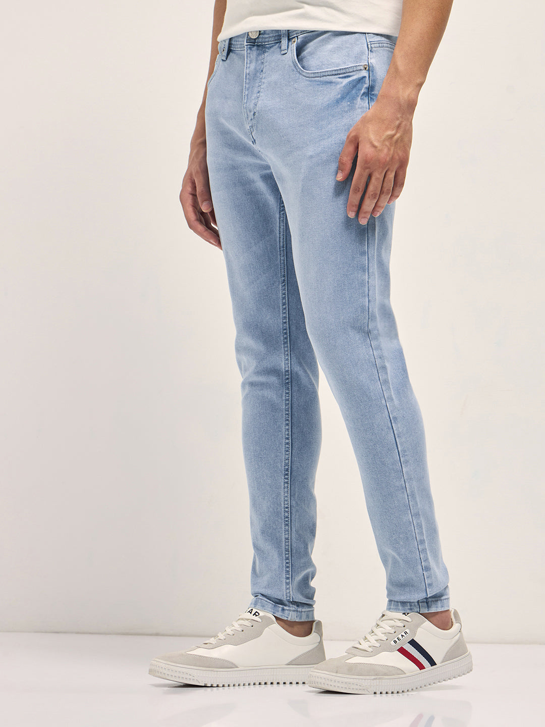 Men Light Blue Mid-Rise Skinny Fit Jeans