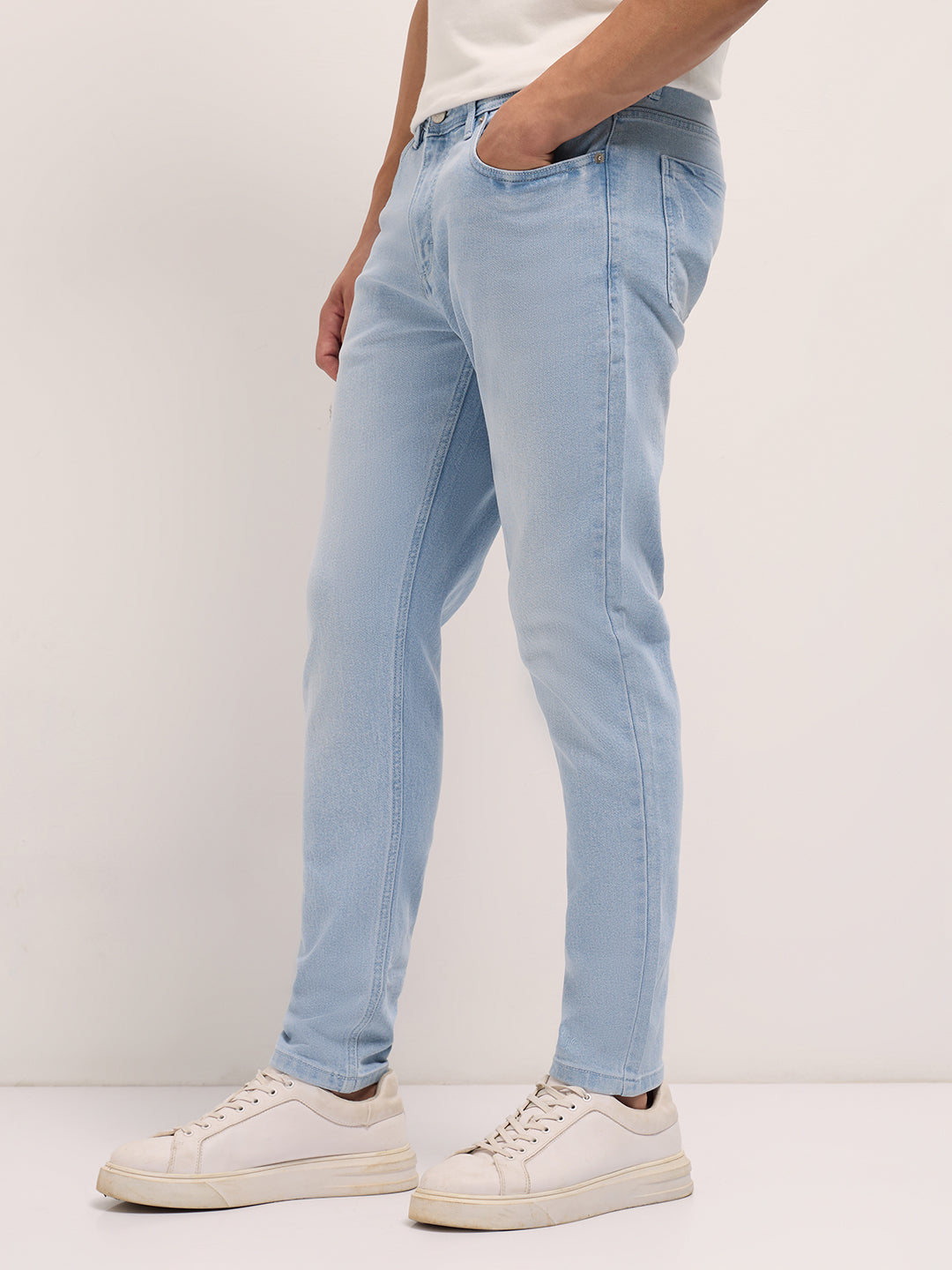 Men Light Blue Mid-Rise Slim Fit Jeans