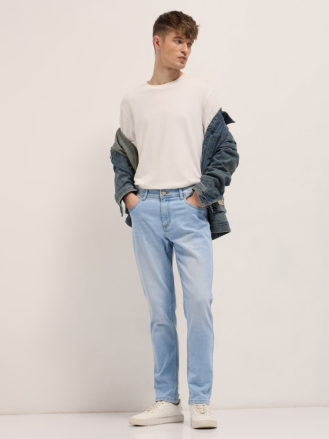 Men Mid Blue Mid-Rise Slim Fit Jeans