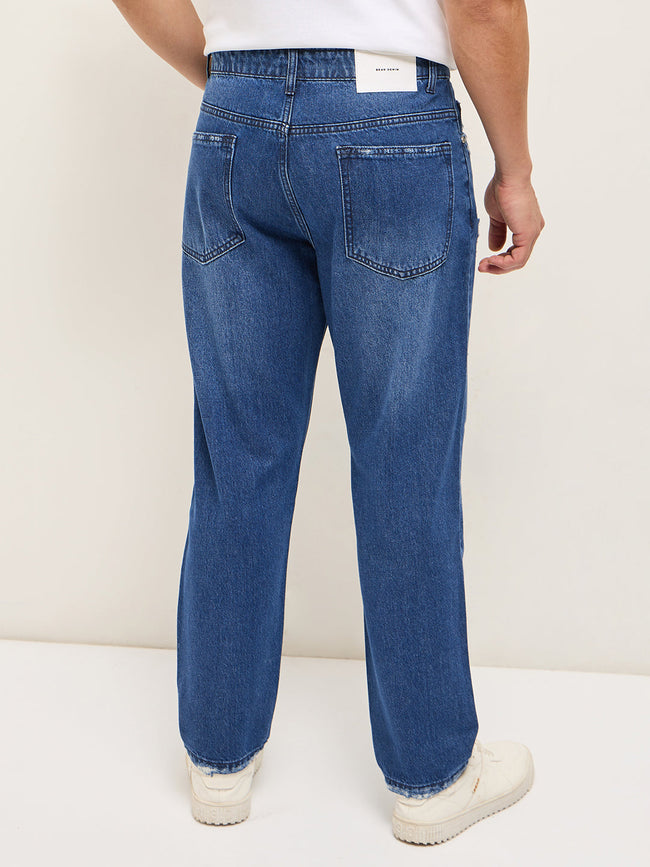 Men BlueLight Fade Distressed Mid-Rise Relaxed Fit Jeans