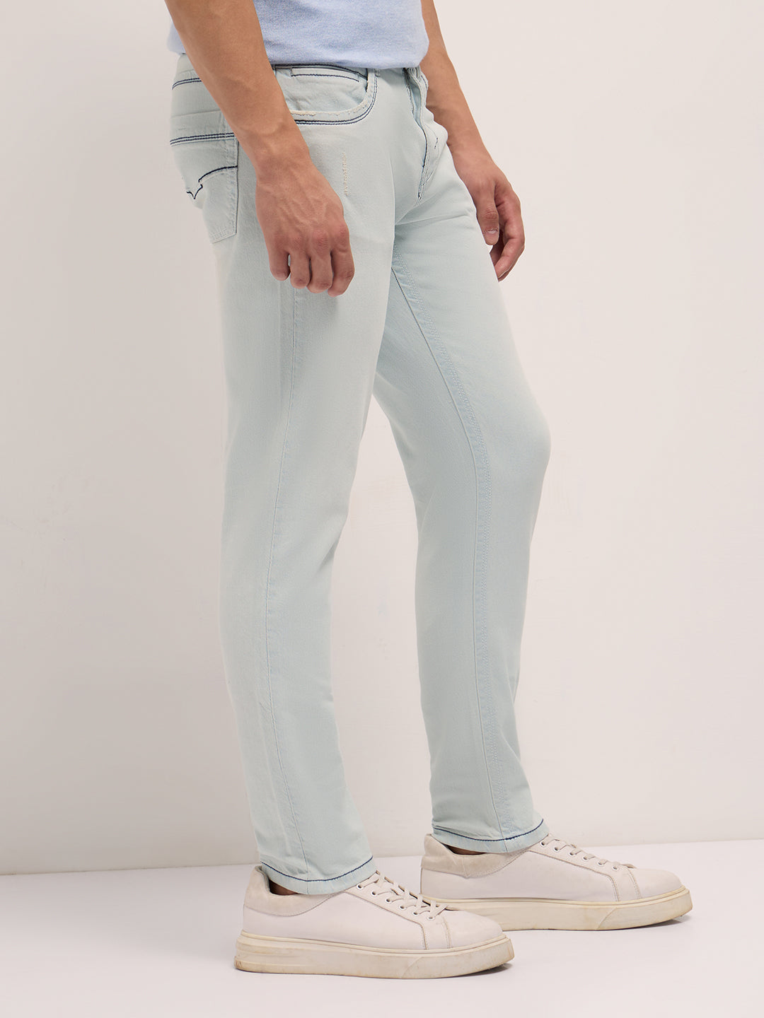 Men Ice Blue Mid-Rise Slim Fit Jeans