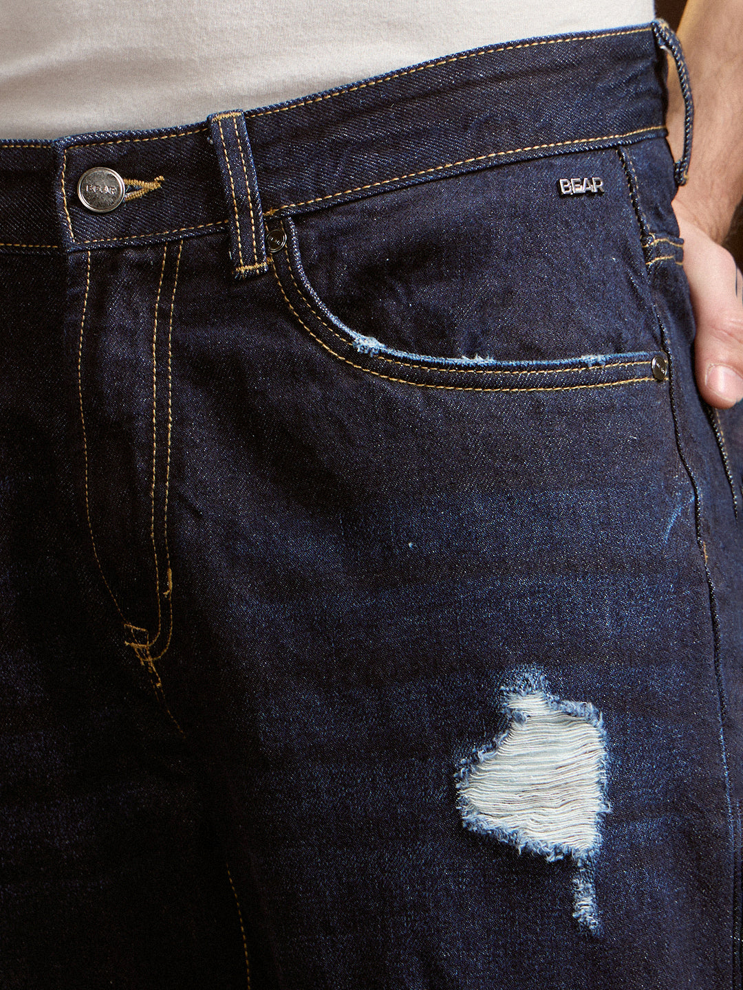 Men Dark BlueLight Fade Mid-Rise Skinny Fit Jeans