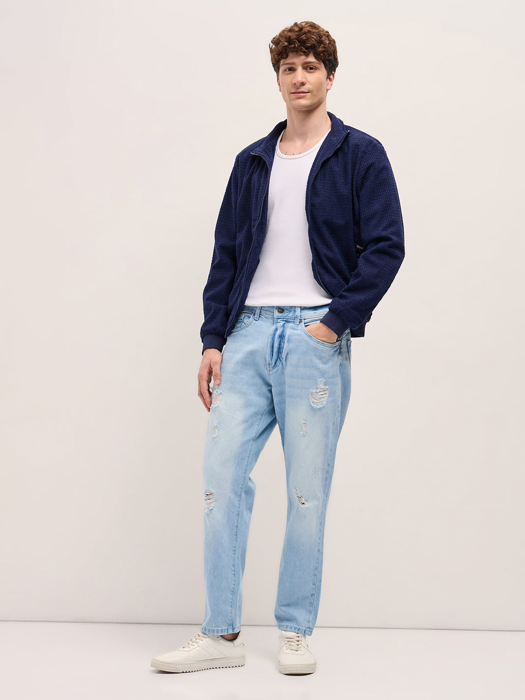 Men Blue Light Fade Straight Fit Jeans