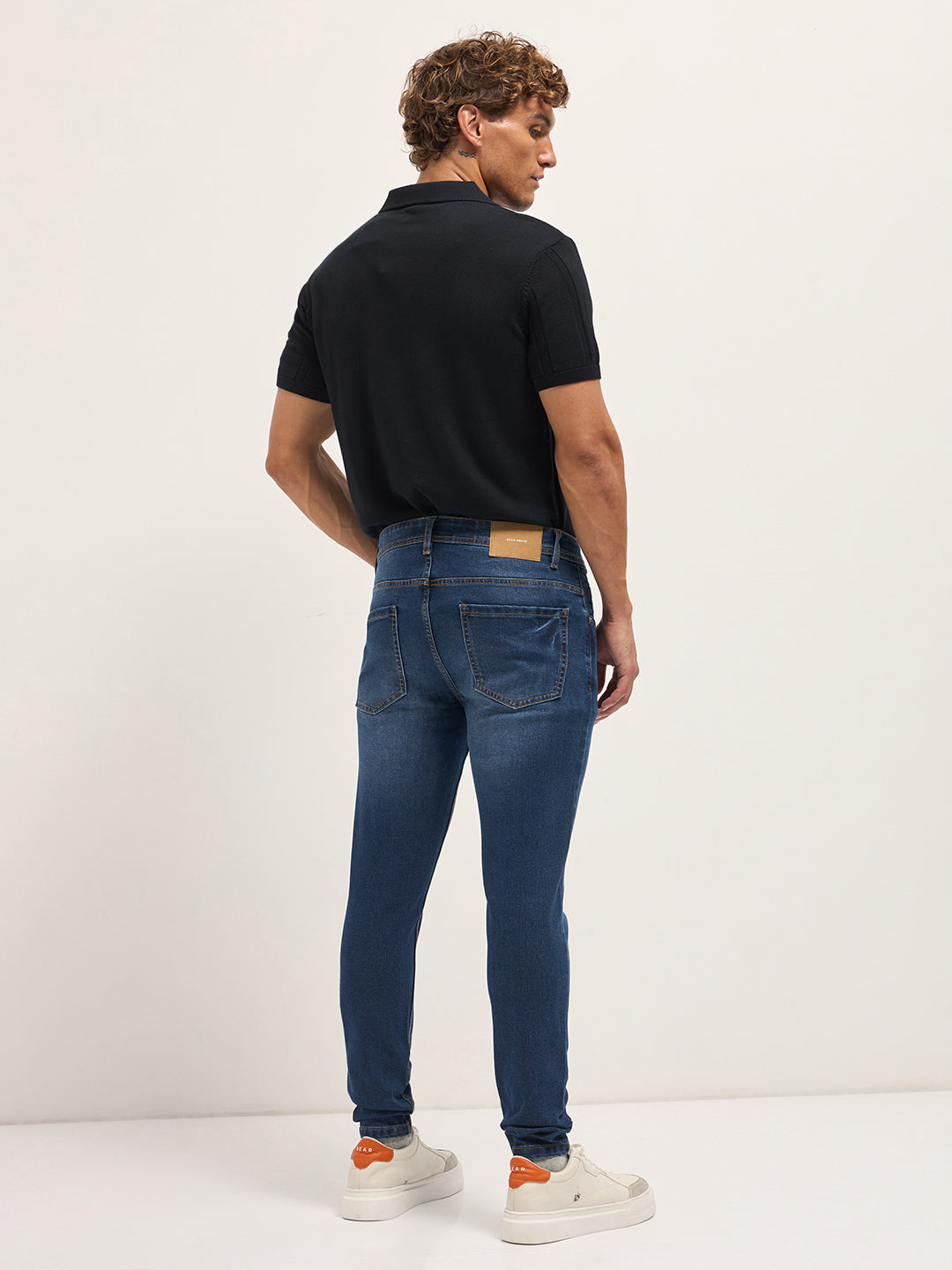 Men Dark Blue Mid-Rise Skinny Fit Jeans