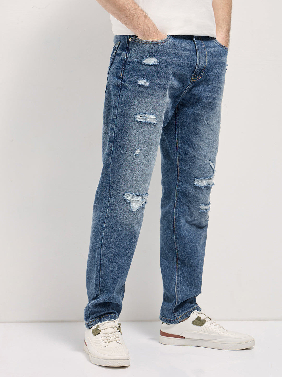 Men Mid BlueLight Fade High Distressed Mid-Rise Relaxed Fit Jeans