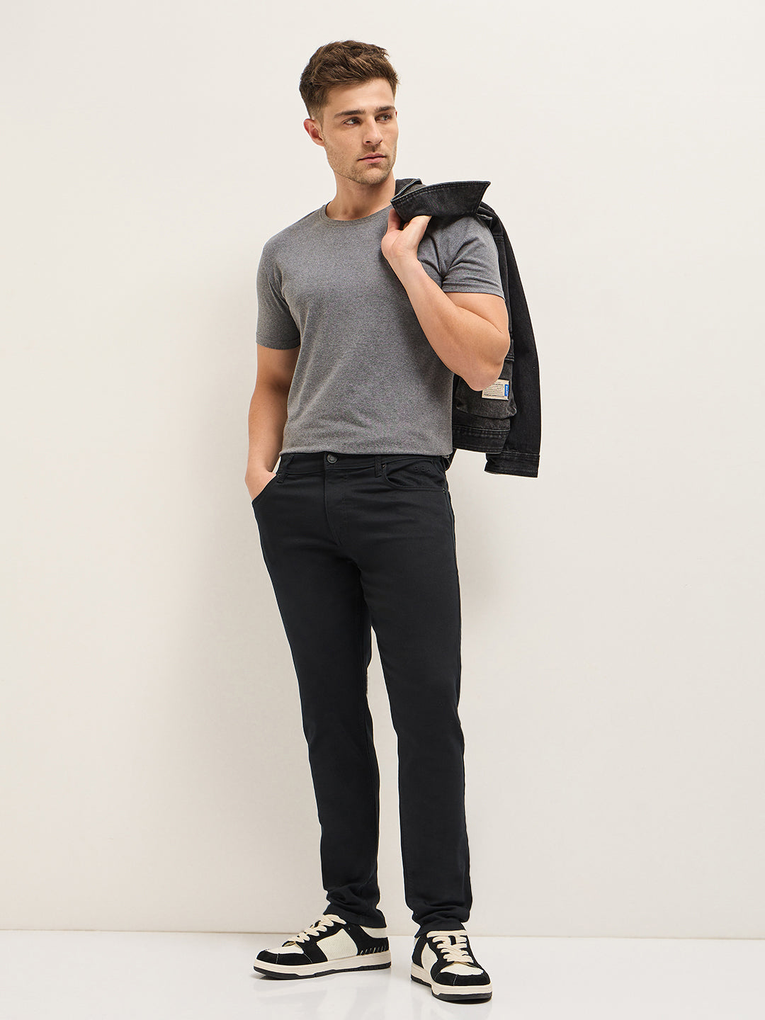 Men Black Mid-Rise Slim Fit Jeans