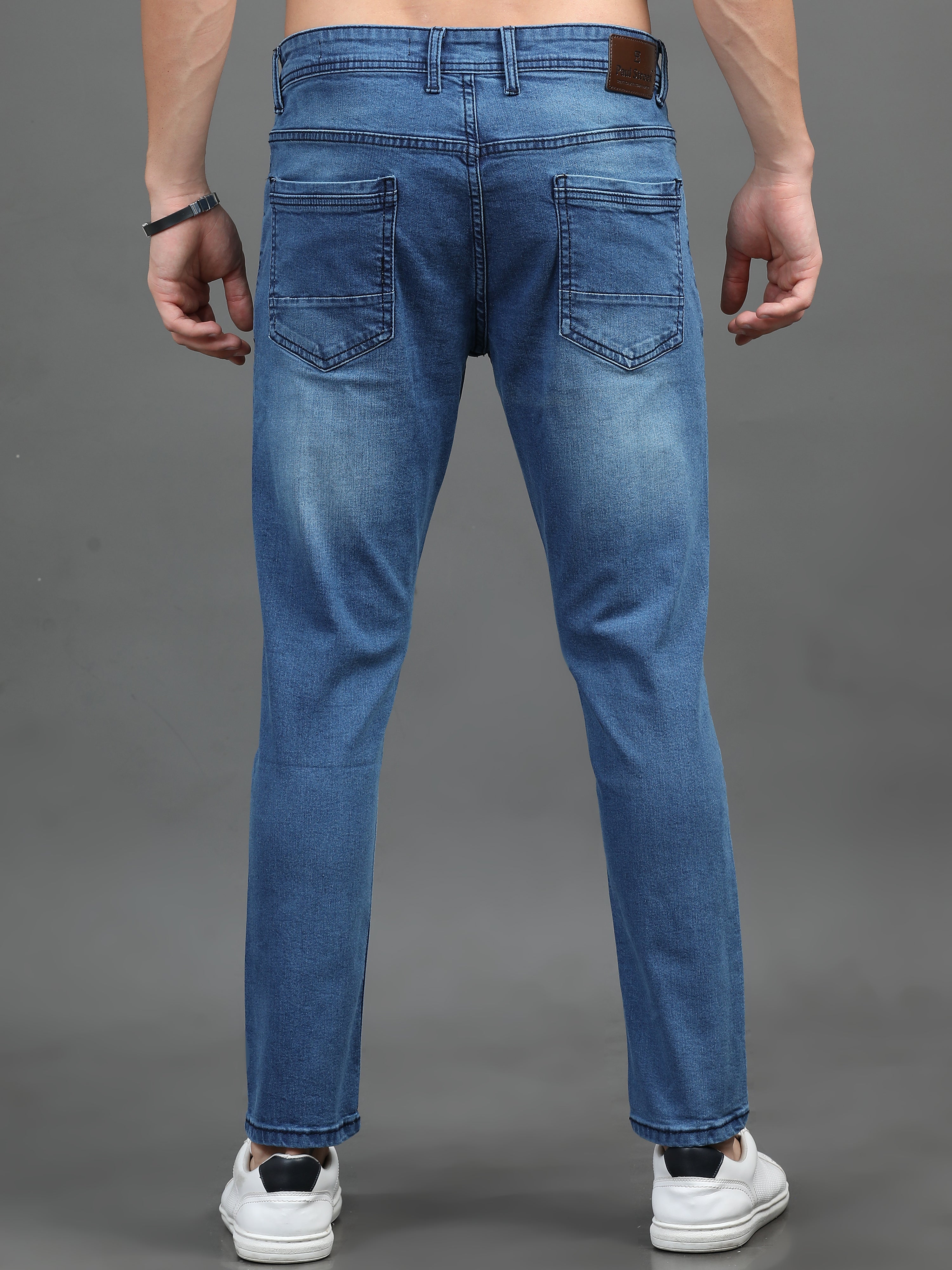 Men Sleek Light Blue Jeans