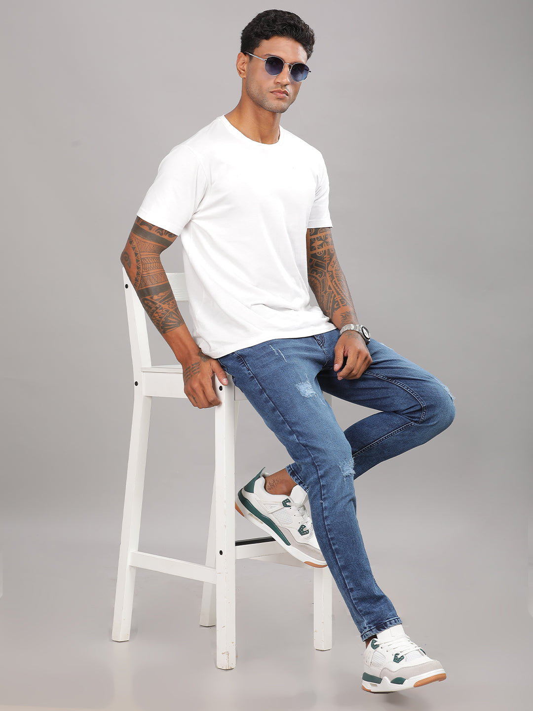 Men Frayed Blue Jeans