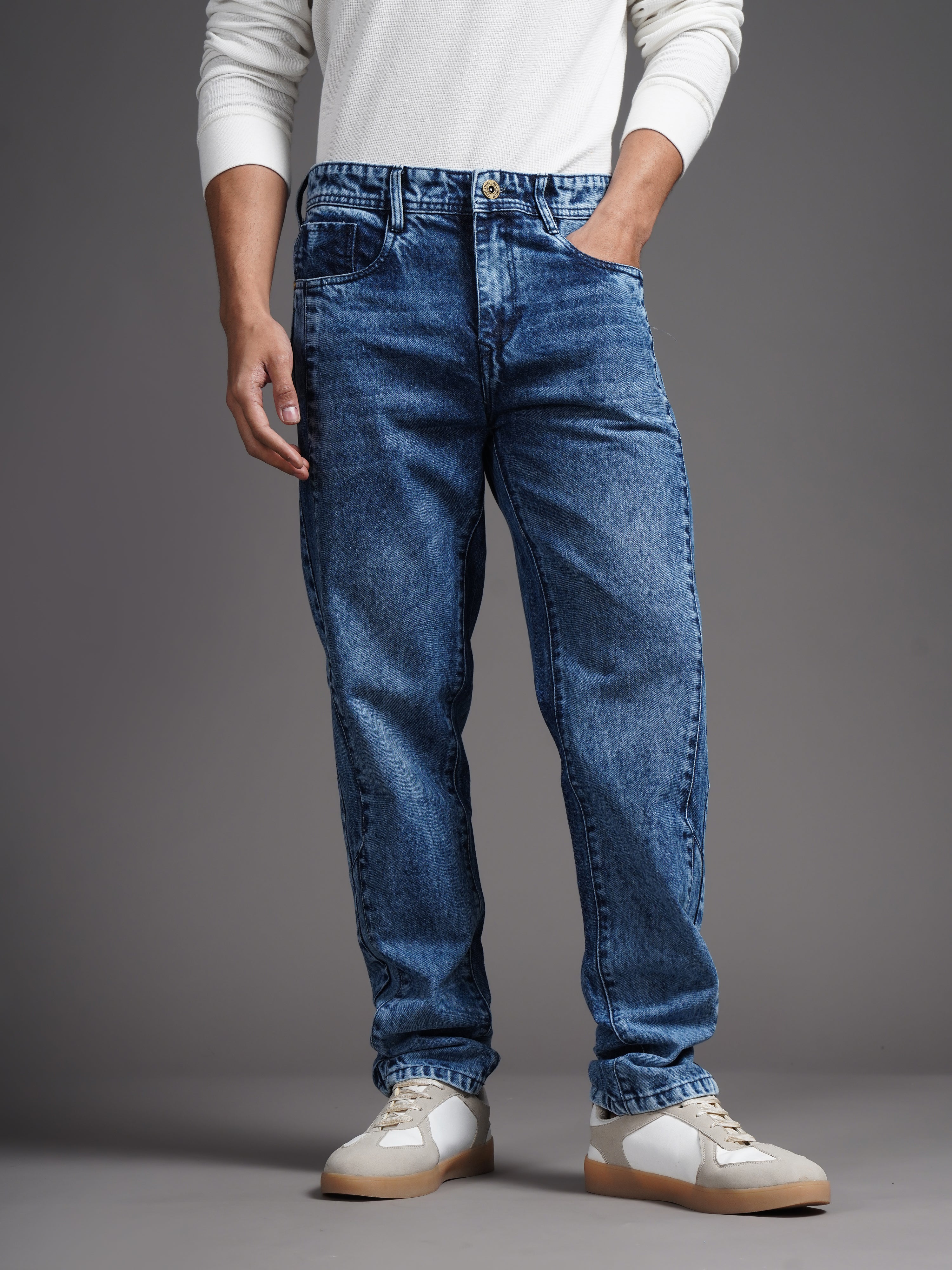 Men Trace Blue Relax Tapered Jeans
