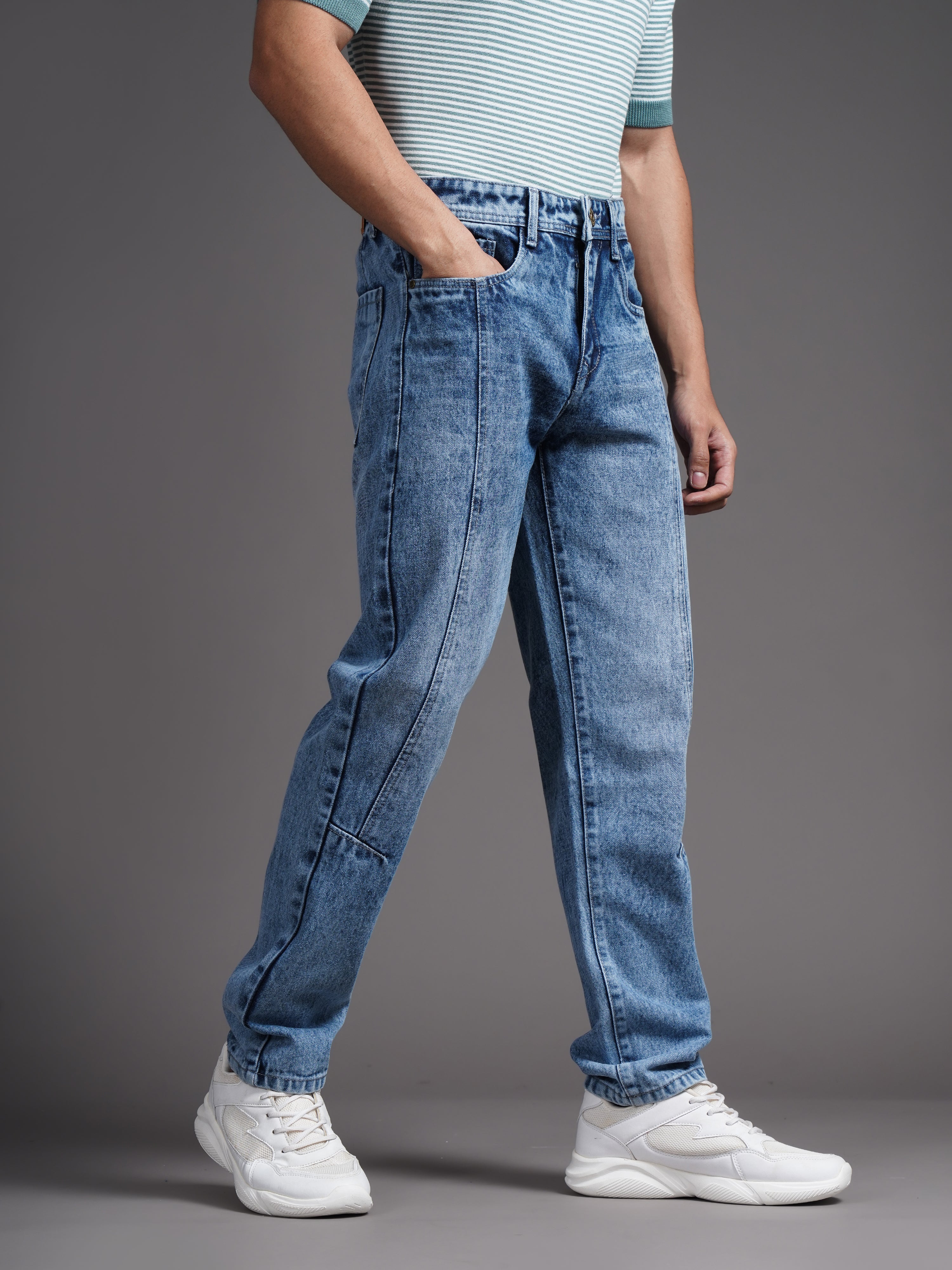 Men Axis Blue Relax Tapered Jeans