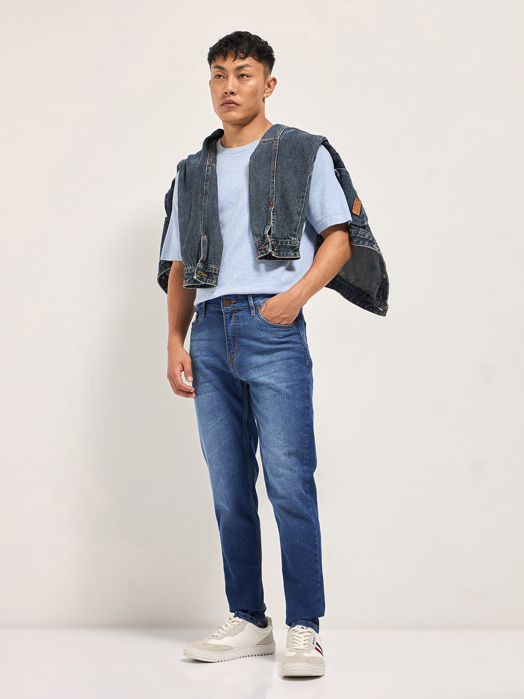 Men BlueLight Fade Skinny Fit Mid-Rise Jeans