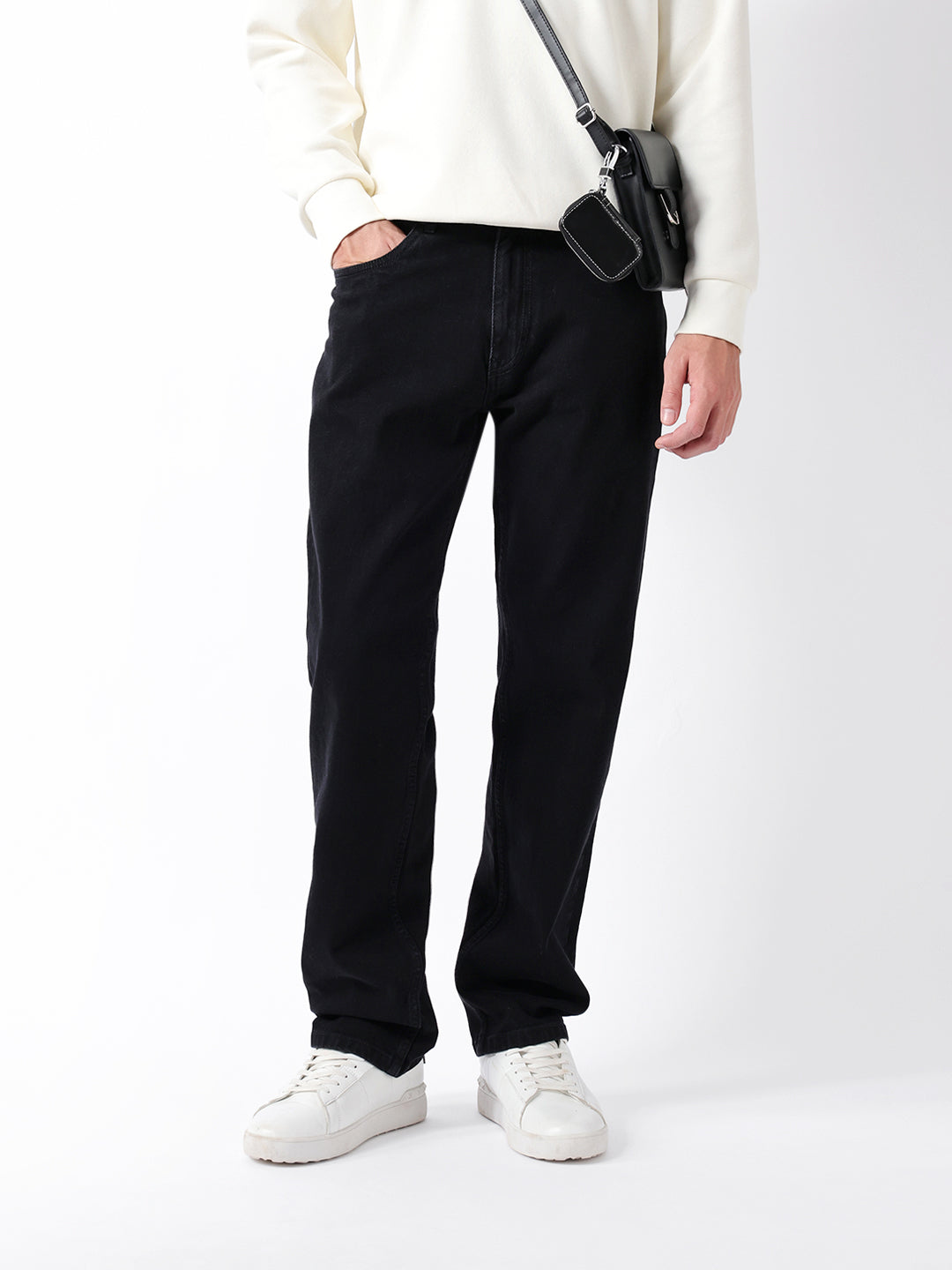 Men Black Solid Jeans